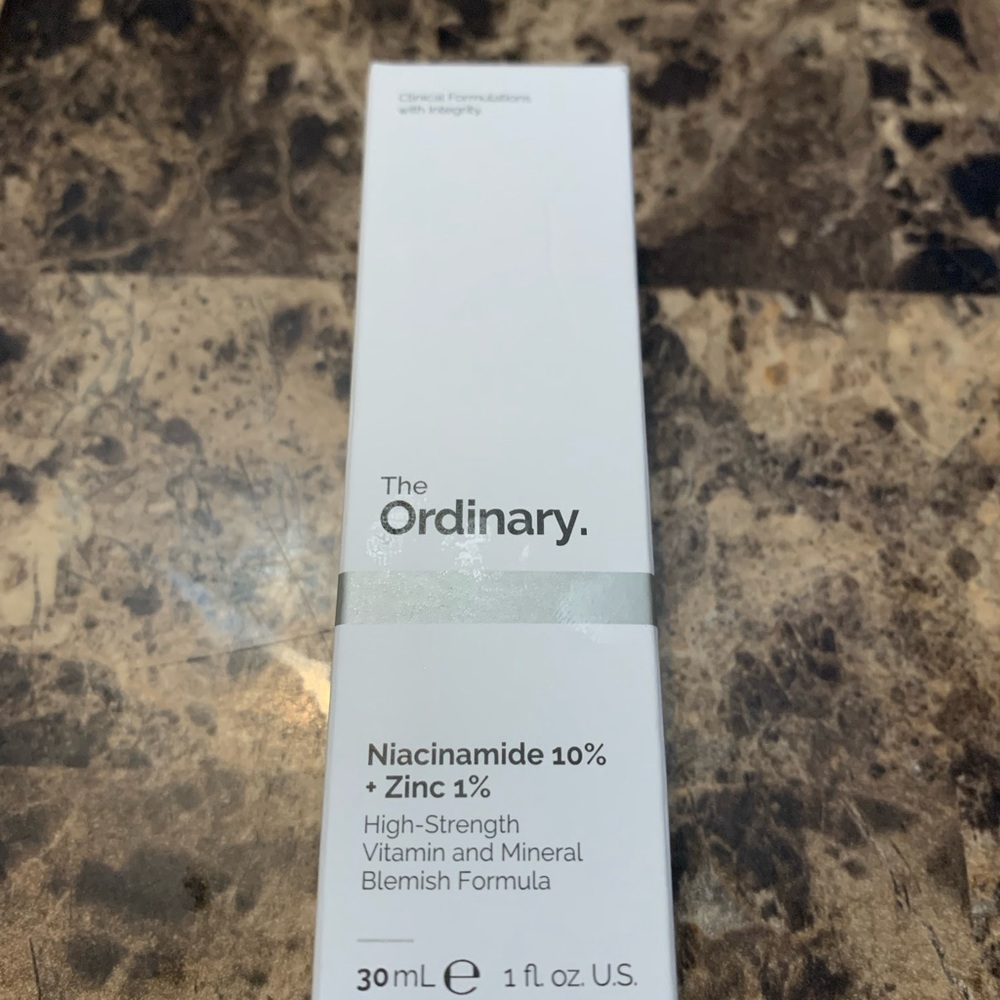 The Ordinary Niacinamide 10% + Zinc Blemish Formula